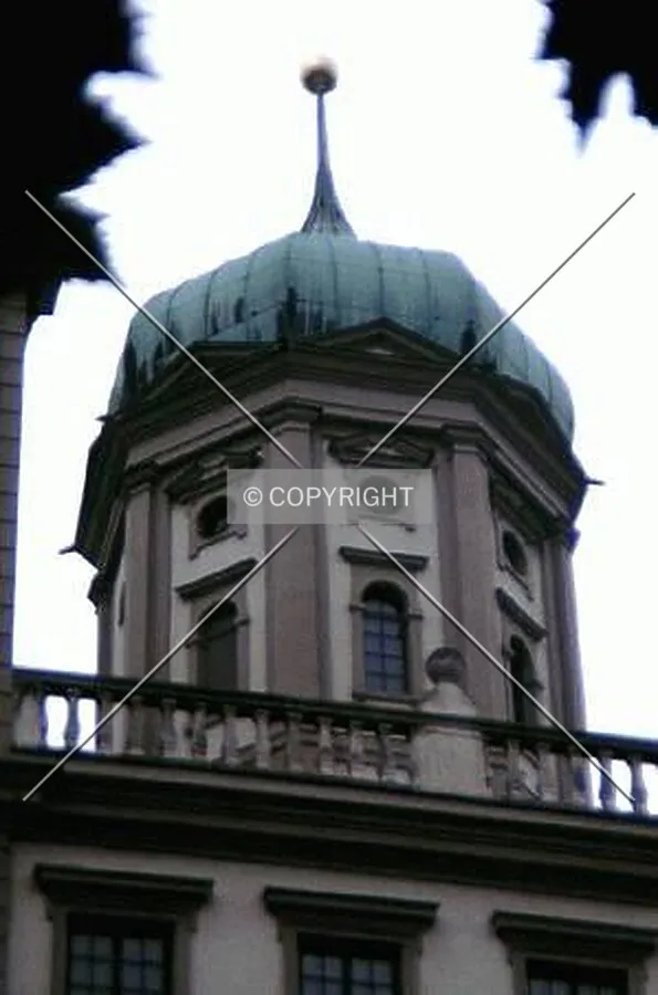 Photo 118-814-378