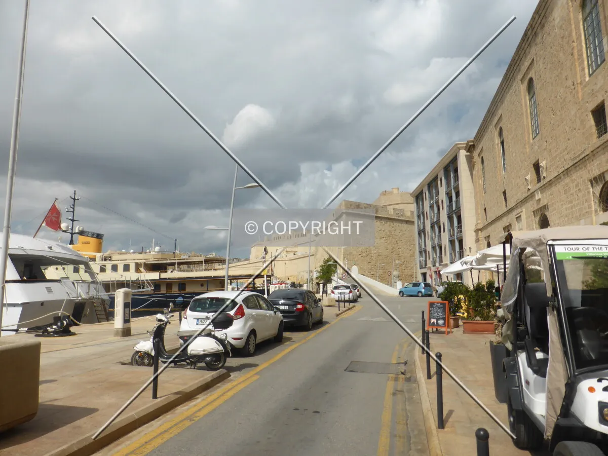 Photo 120-158-151