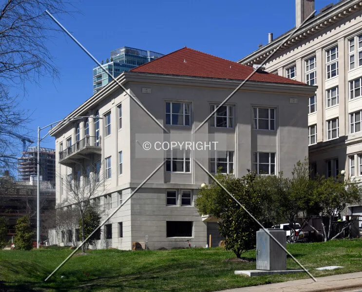Photo 120-565-744