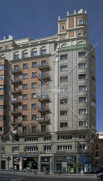 Photo 121-494-555