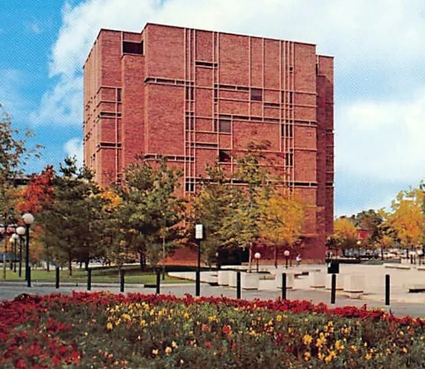 Photo 121-522-688