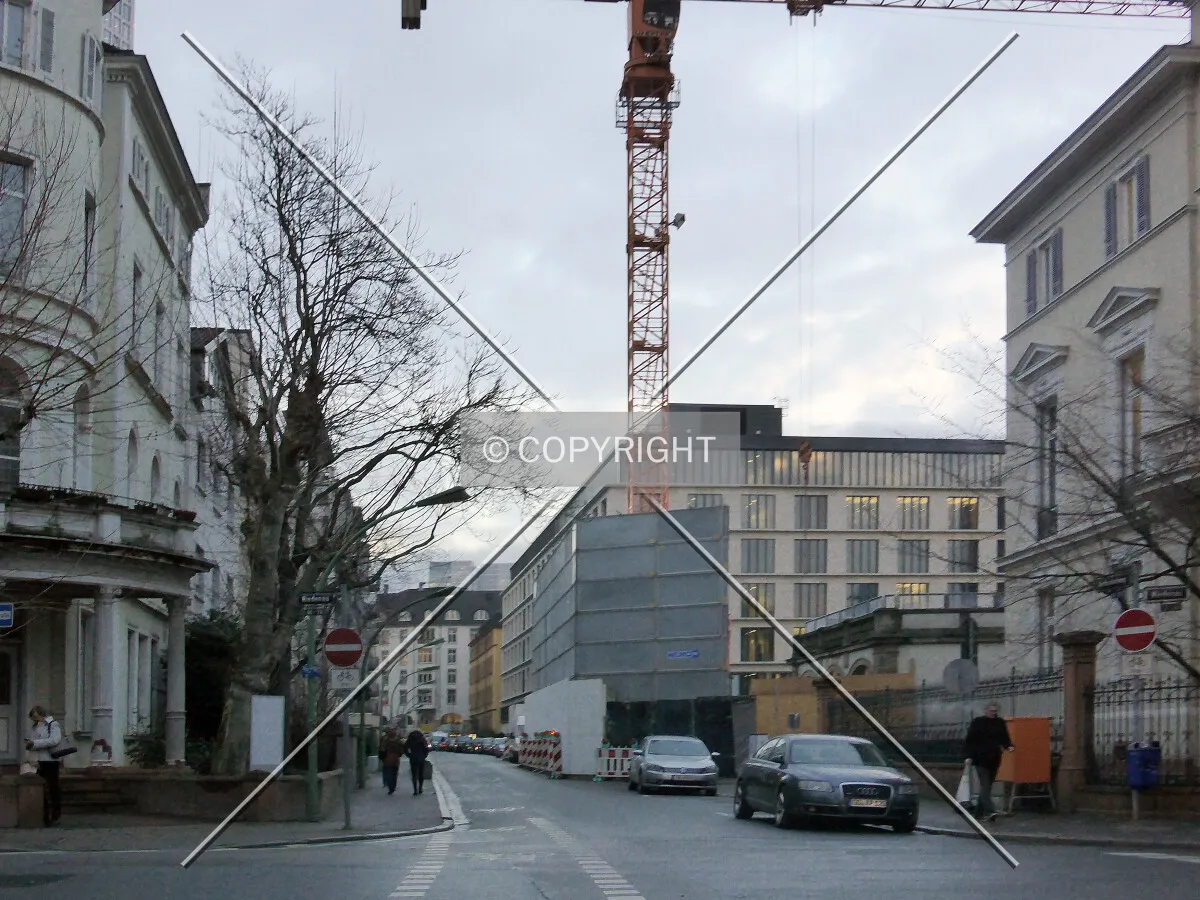 Photo 121-696-448