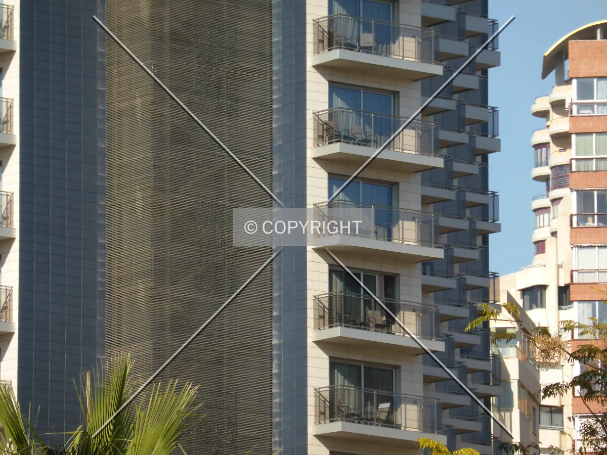 Photo 121-783-980
