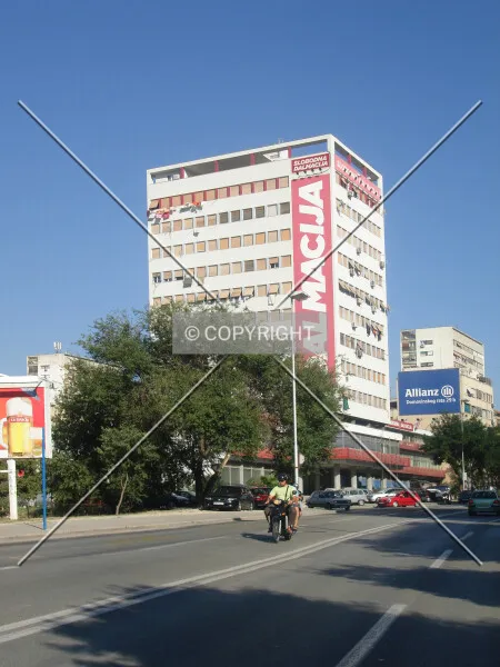 Photo 012-211-692