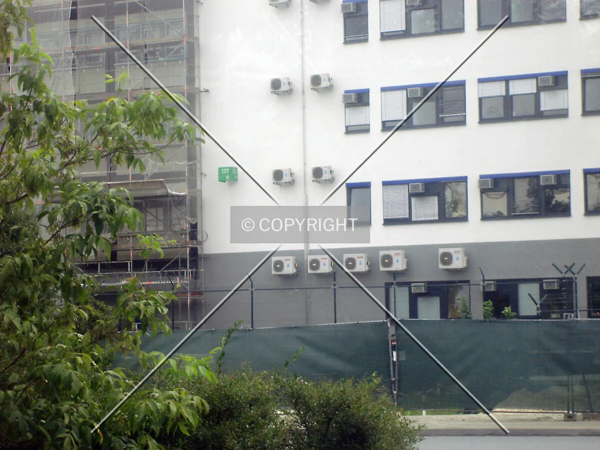 Photo 122-382-296