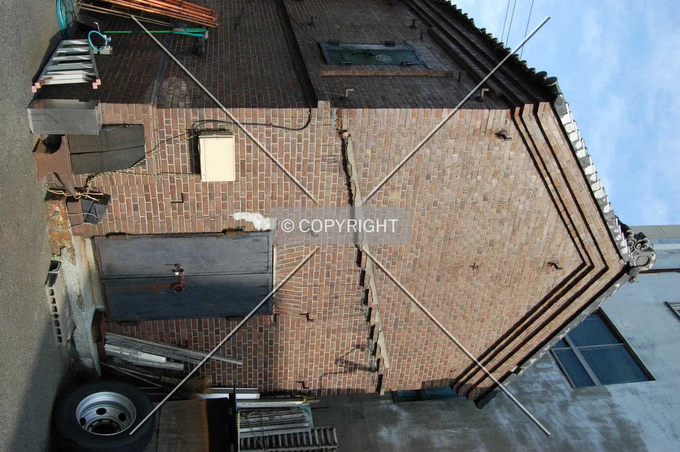 Photo 012-265-981