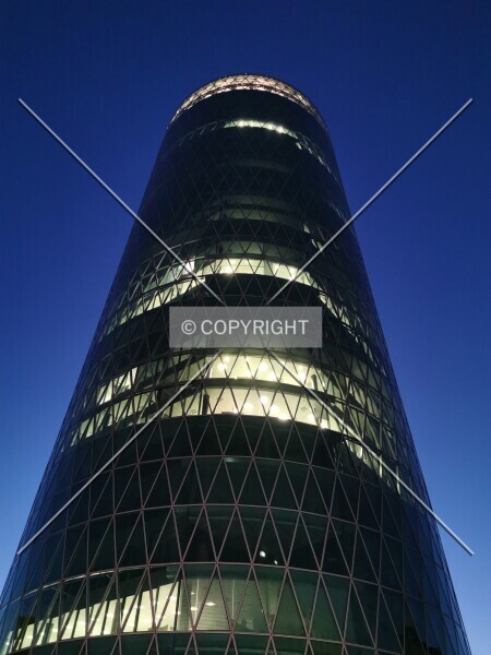 Photo 122-996-744