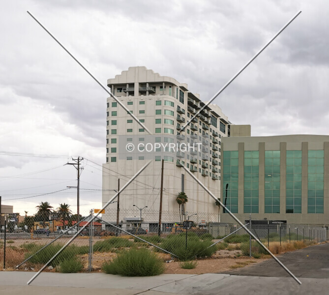 Photo 124-040-664