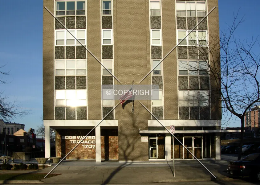 Photo 124-372-286