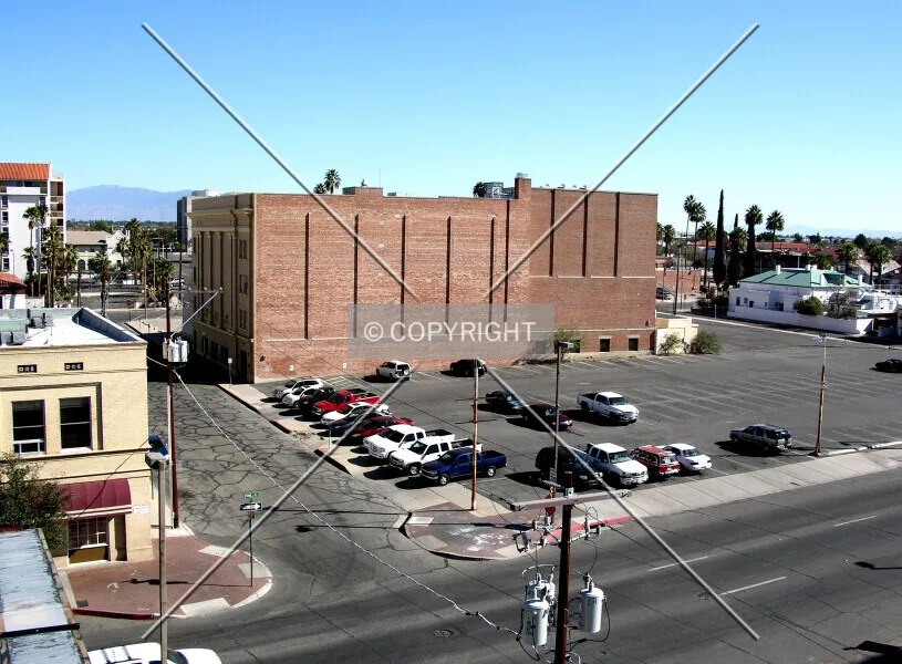 Photo 124-398-236