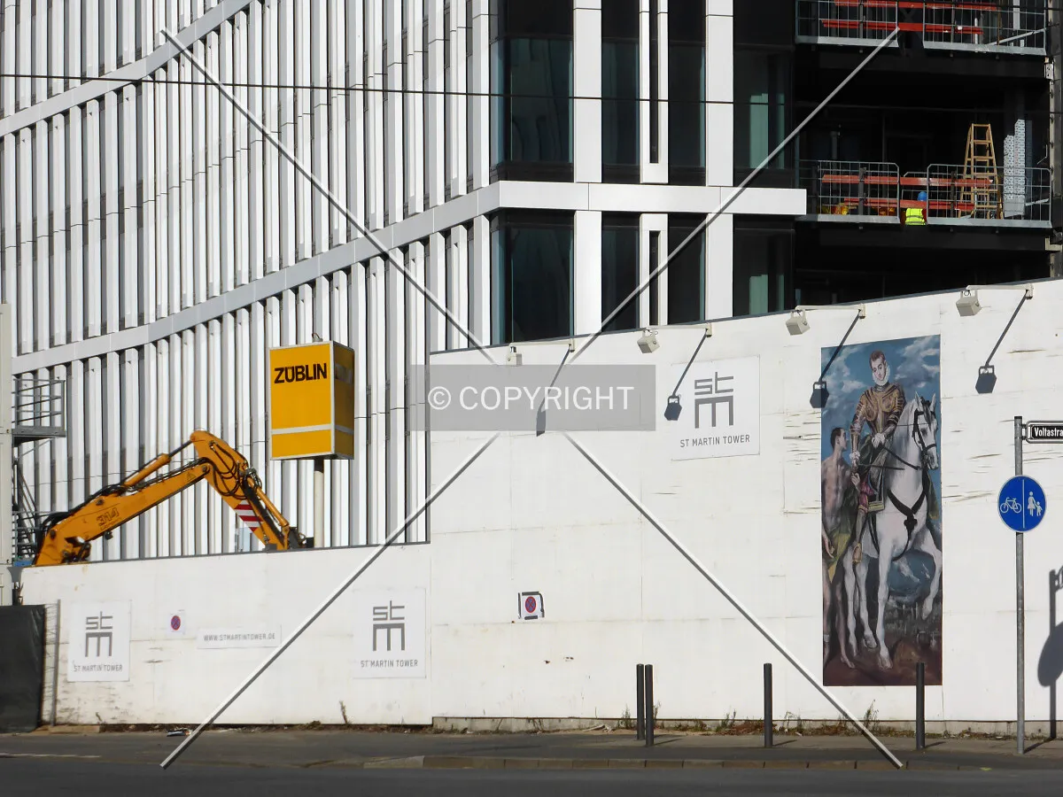 Photo 124-447-670