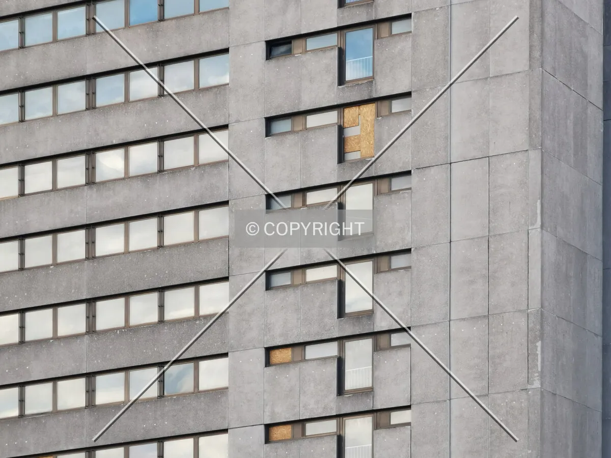 Photo 124-498-636