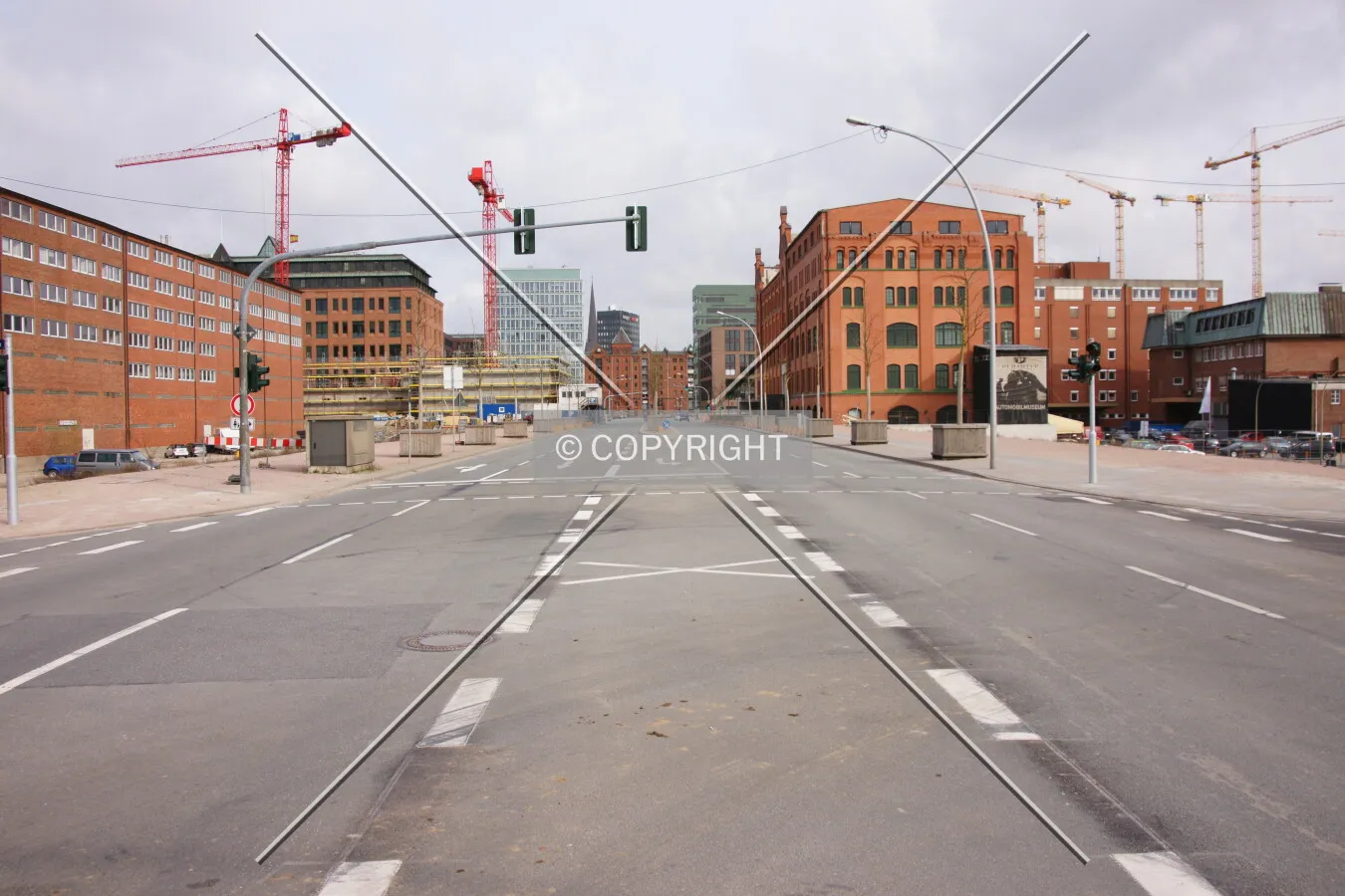 Photo 124-563-632