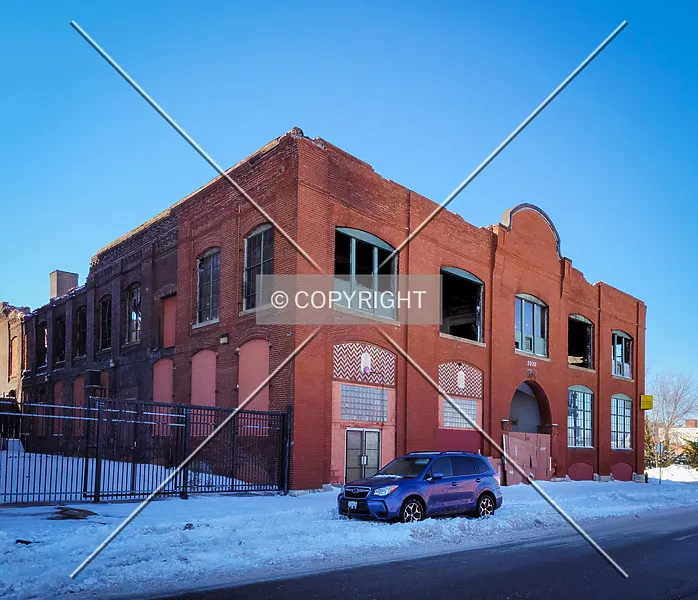Photo 124-744-824