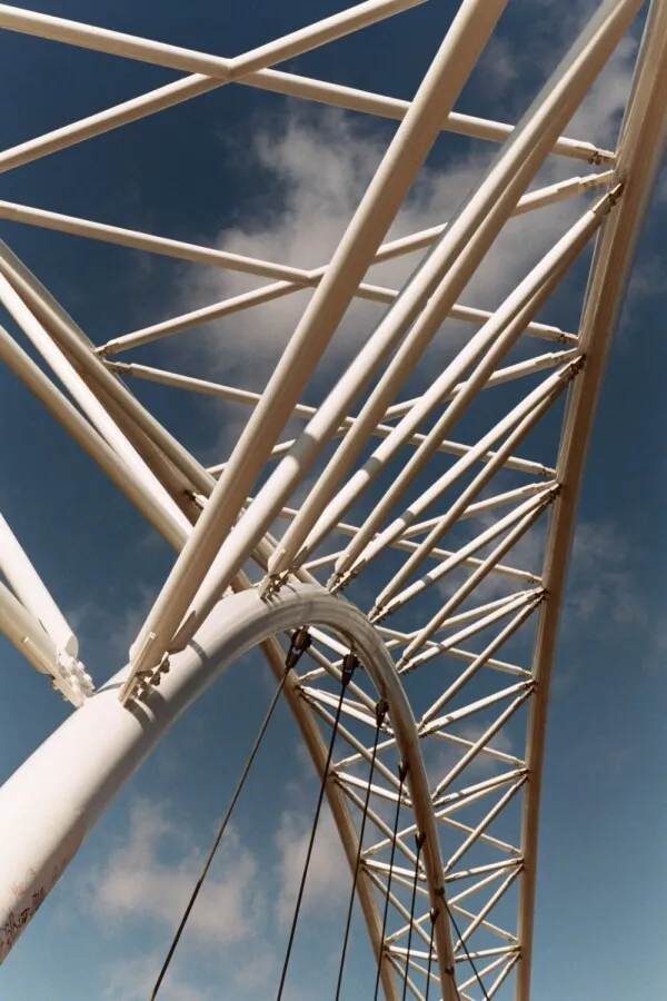 View of the metal arch framework