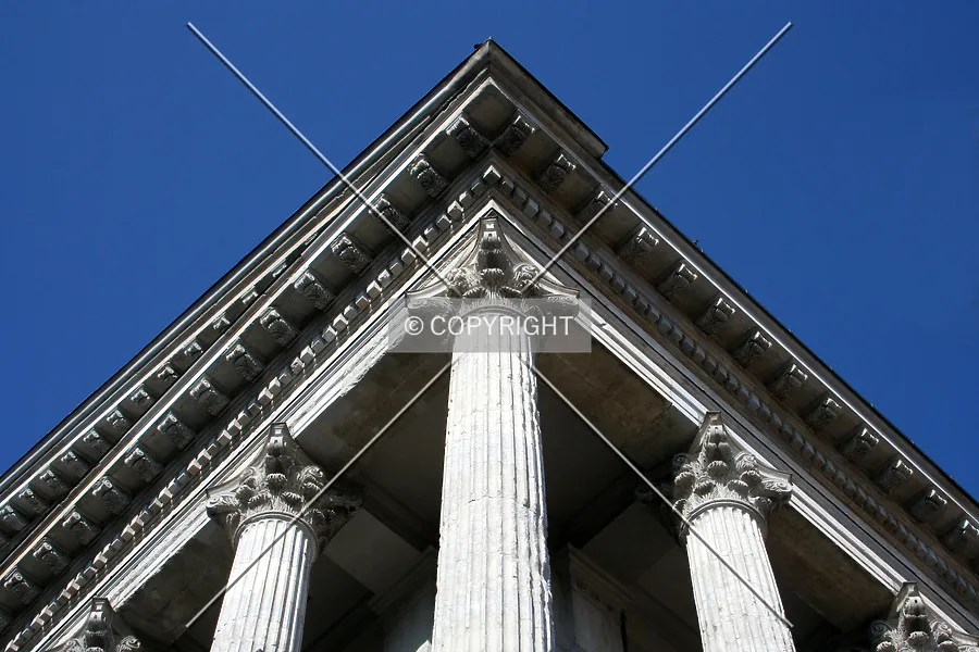 Photo 012-494-643