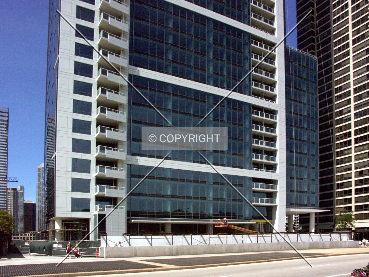 Photo 125-072-932