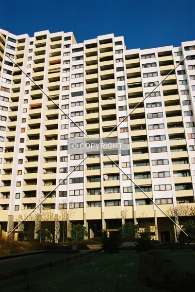 Photo 125-613-376
