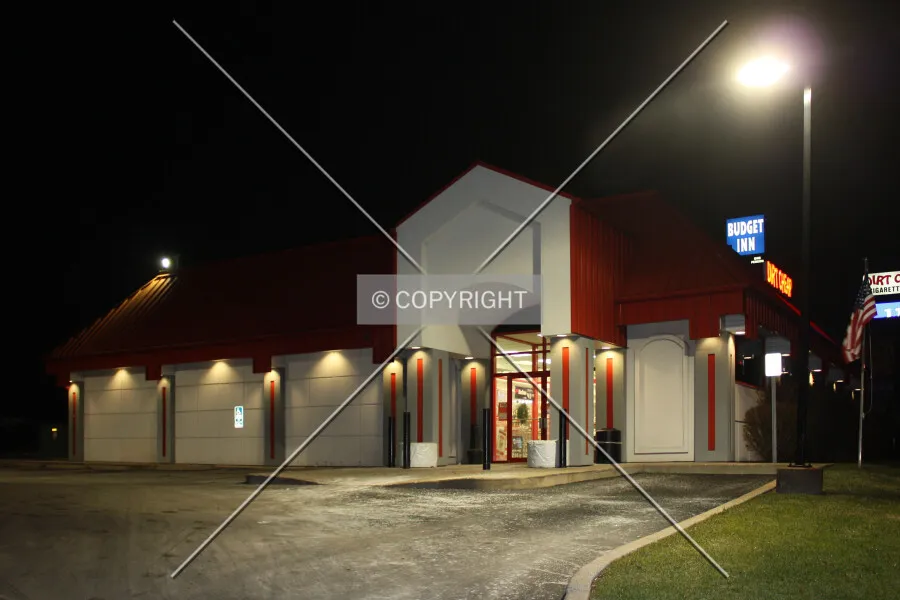Photo 125-682-936
