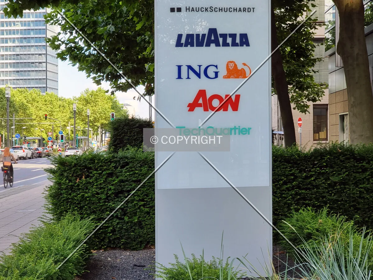 Pollux tenant sign