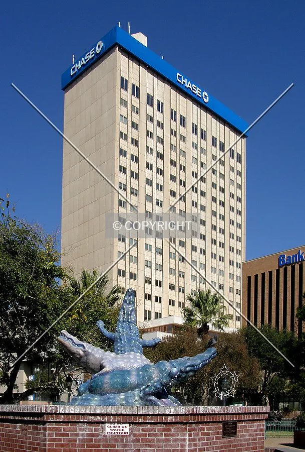 From San Jacinto Square to the southwest