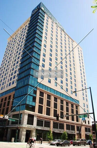 Photo 126-840-558