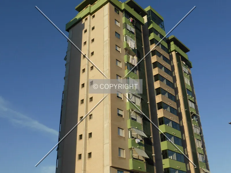 Photo 127-442-750