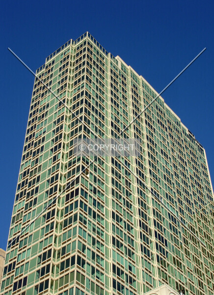 Photo 127-573-412
