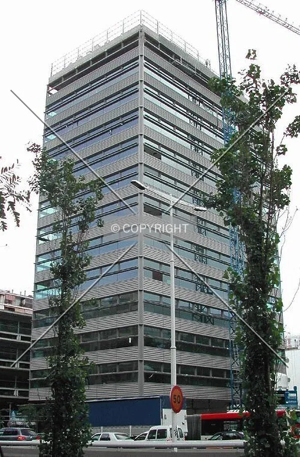 Another view of the building with all its facade nearly completed