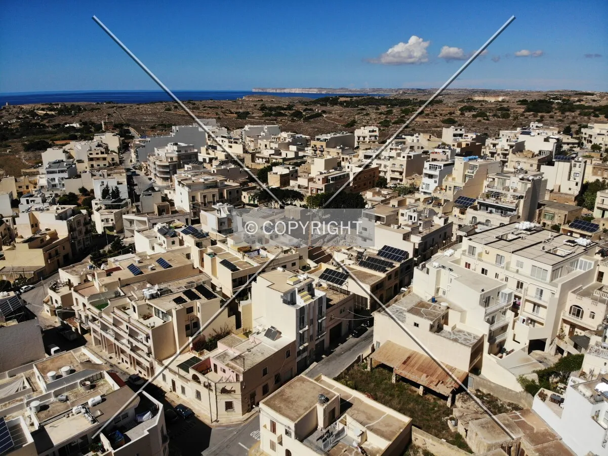 Photo 127-944-517