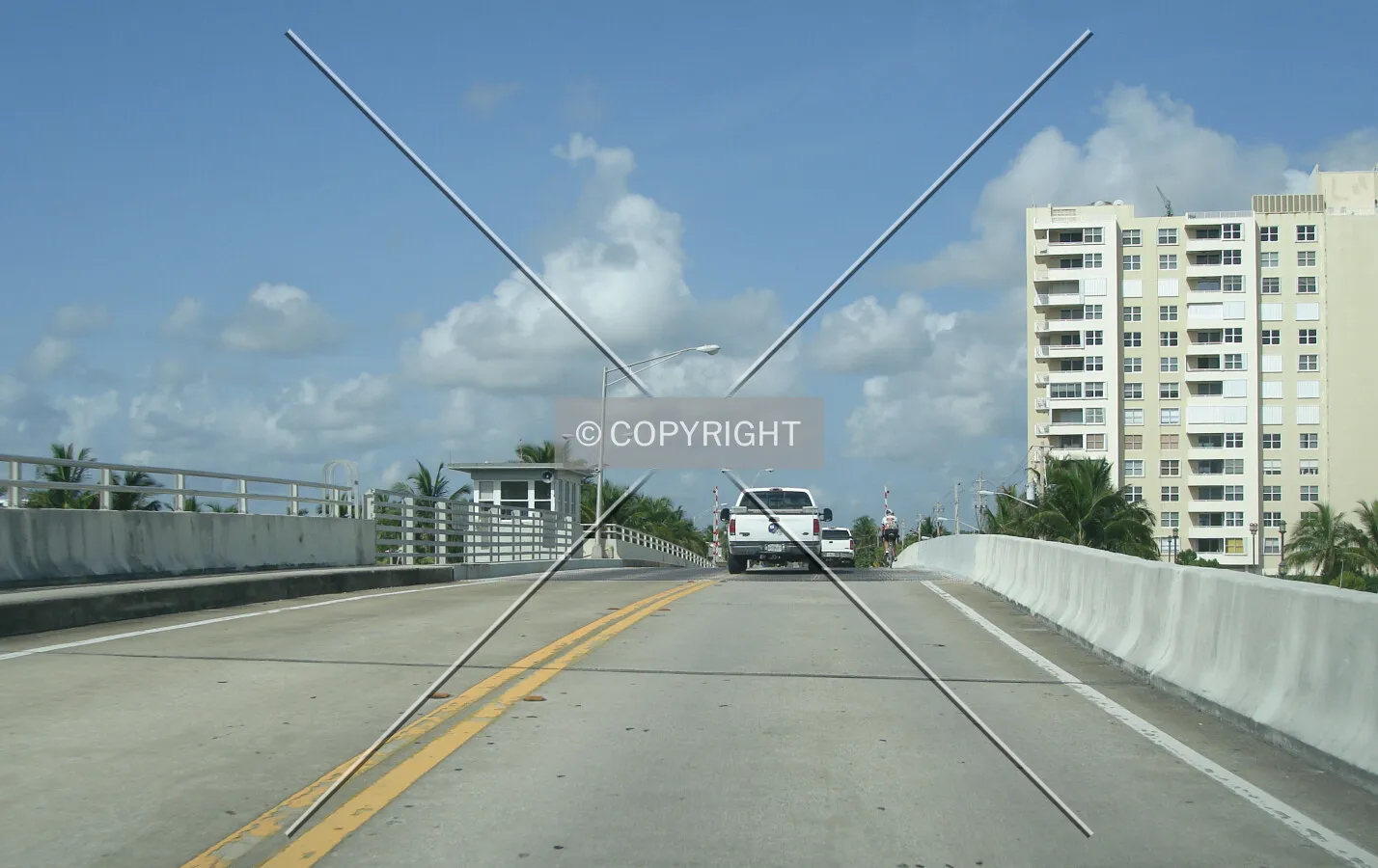 Photo 128-127-898