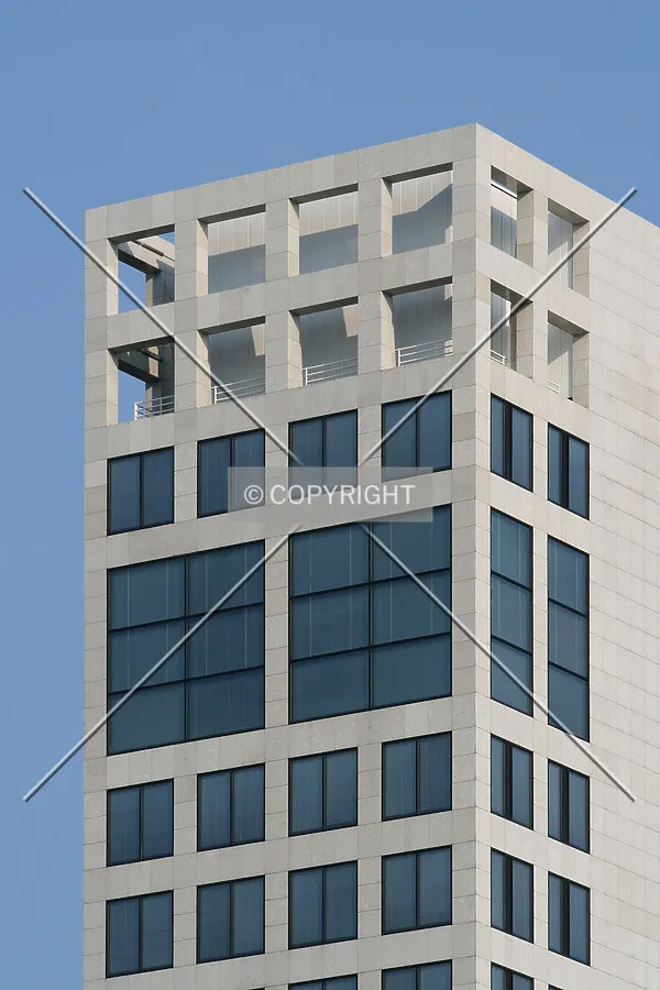 Photo 128-413-556