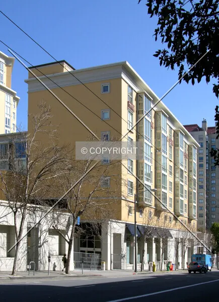 Photo 128-597-778