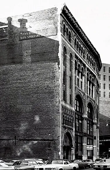 Photo 129-340-206