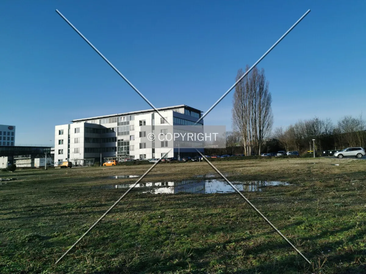 Photo 129-383-540