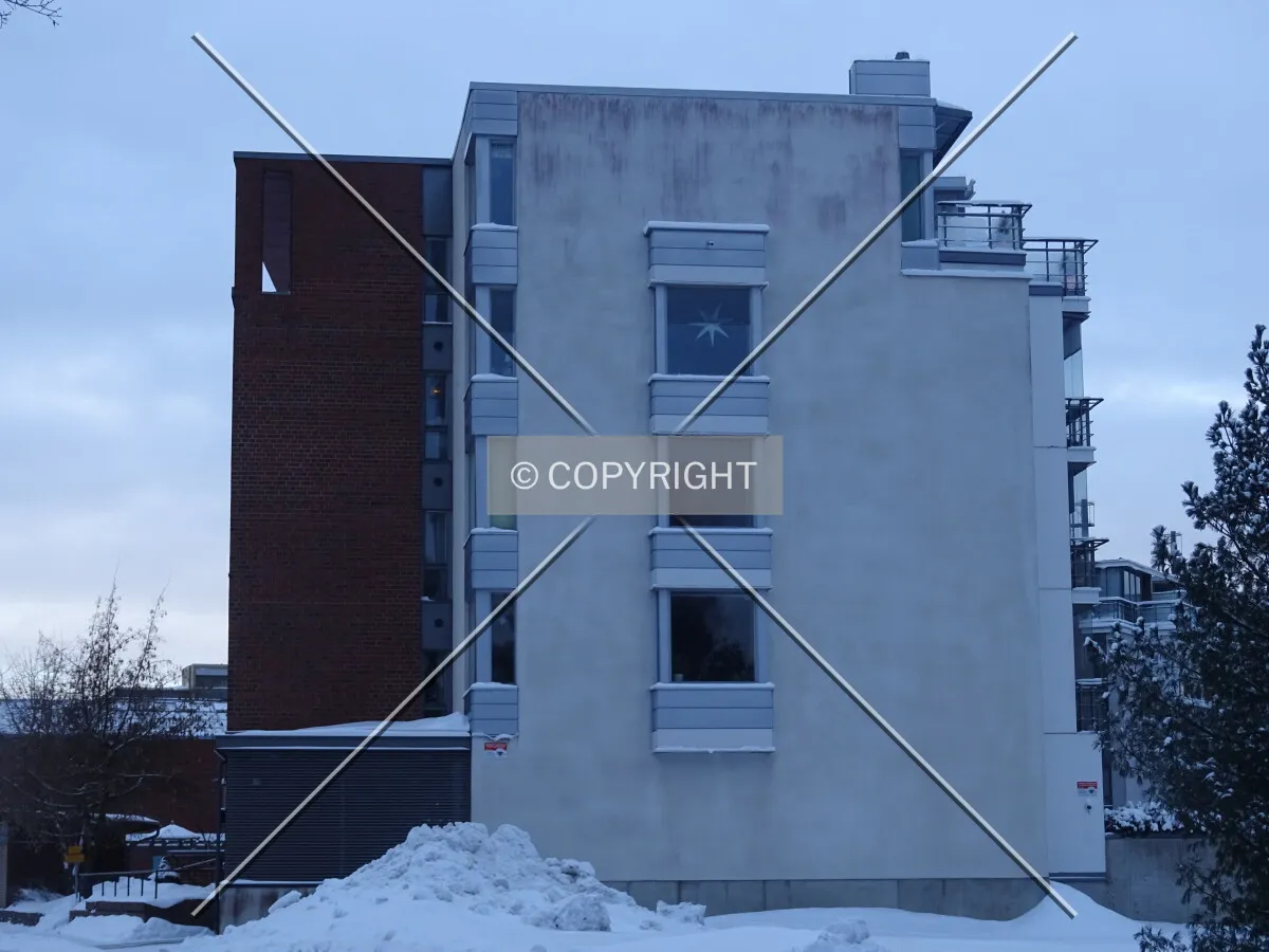 Photo 129-593-183