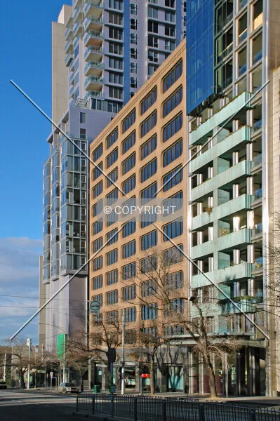 Photo 129-646-055