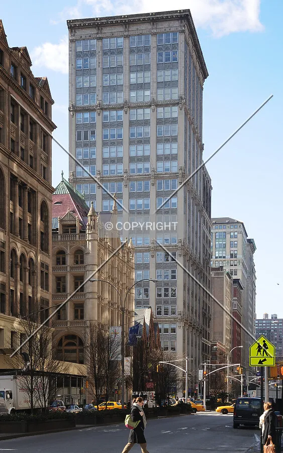Photo 129-995-780