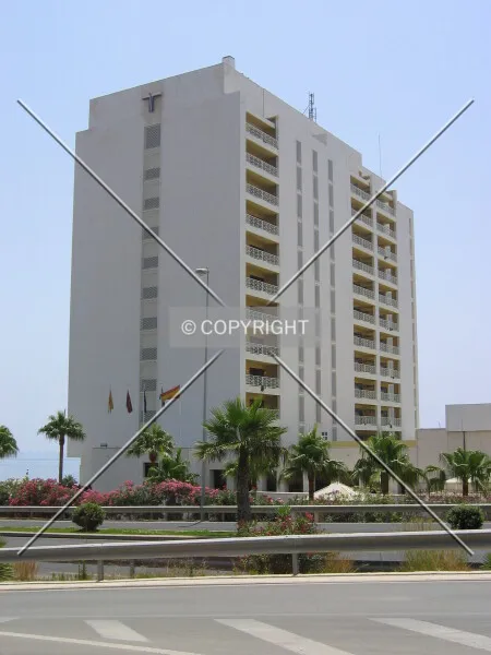 Photo 130-664-799