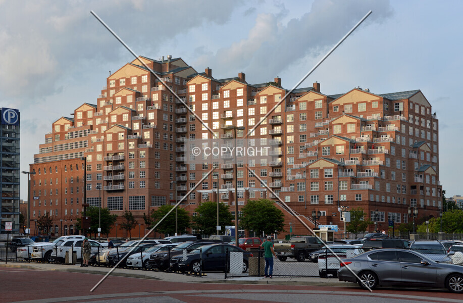 Photo 130-717-789