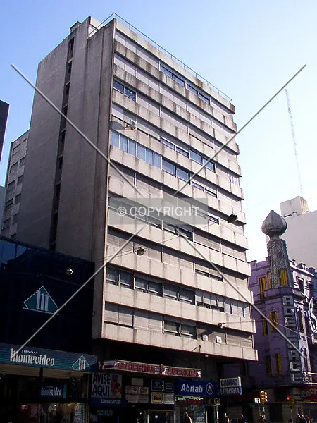 Photo 130-809-966