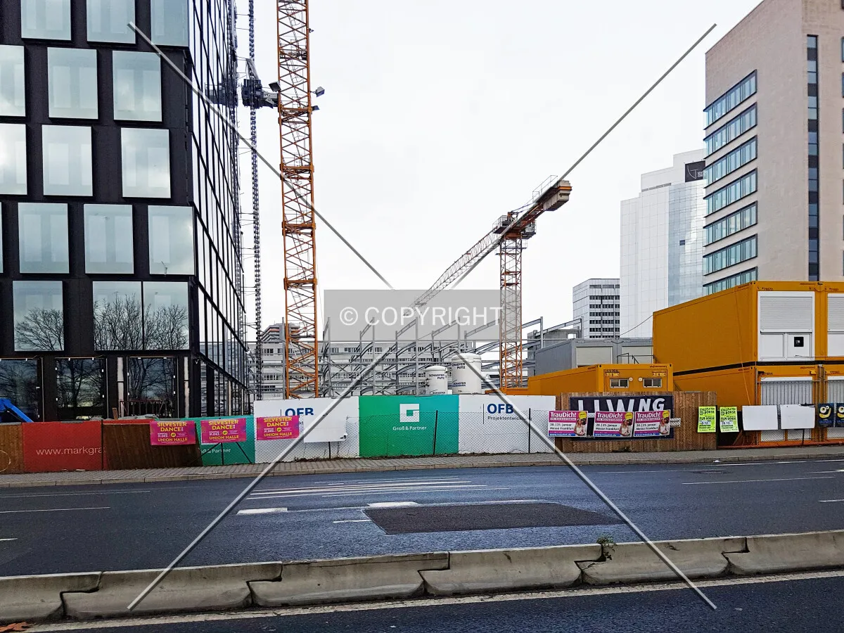 Photo 013-119-766