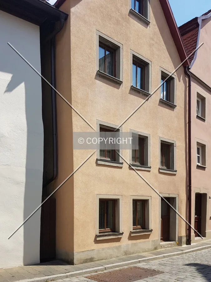 Photo 131-211-893