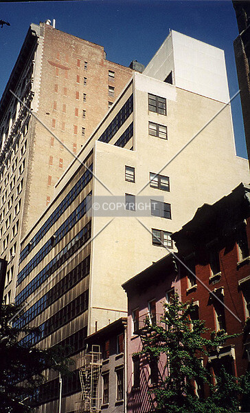 Photo 131-323-693