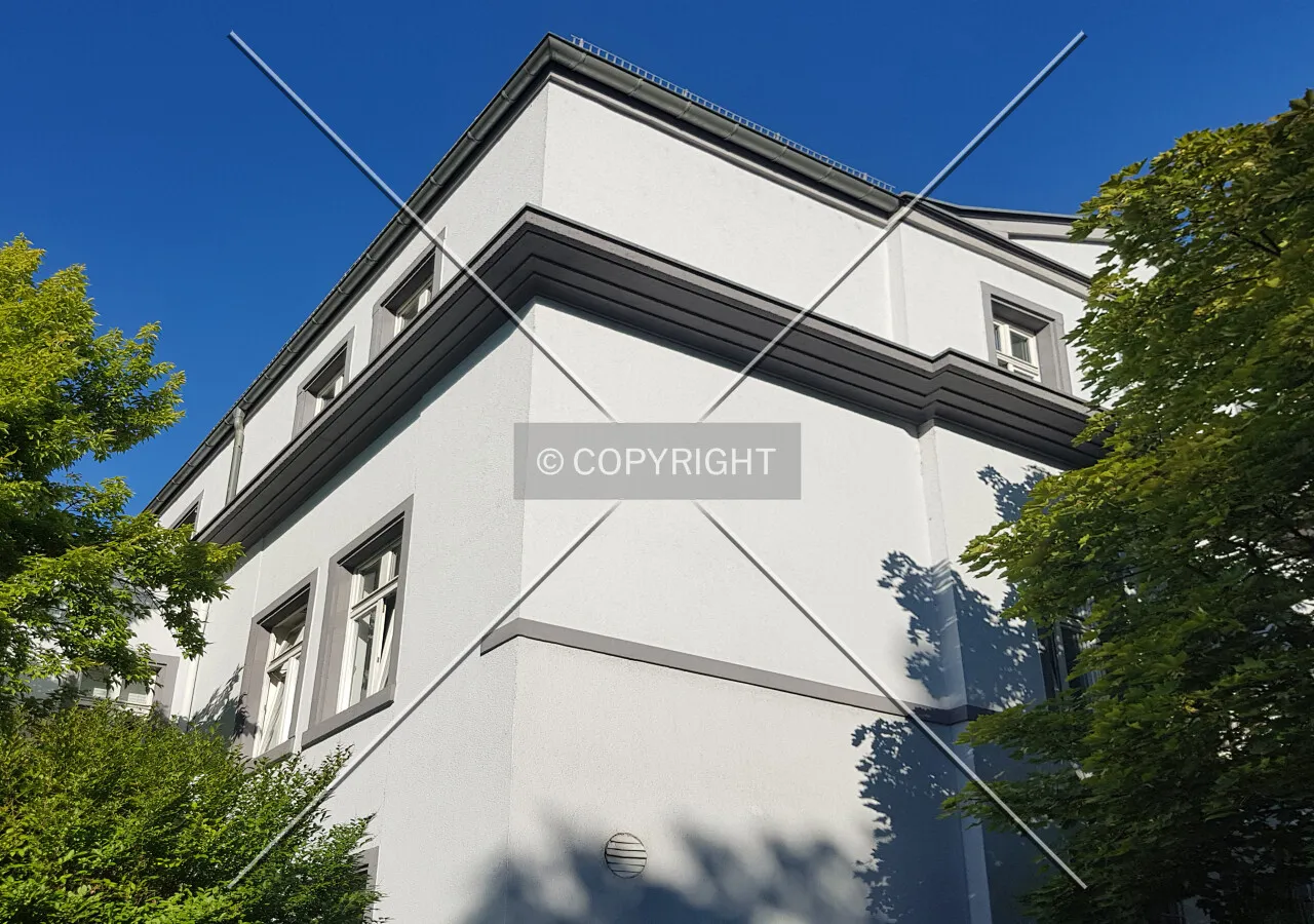 Photo 131-460-987