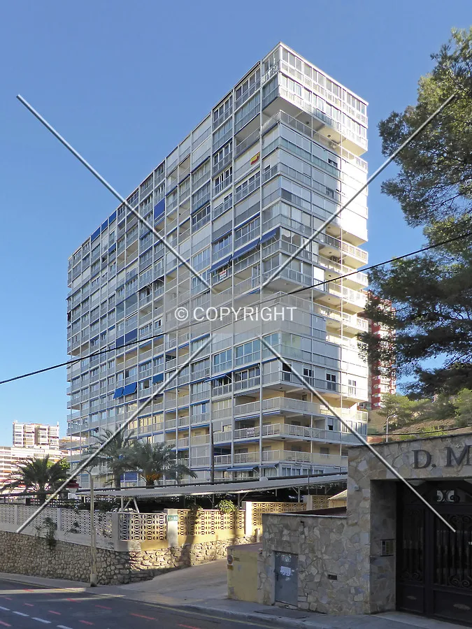Photo 131-641-714