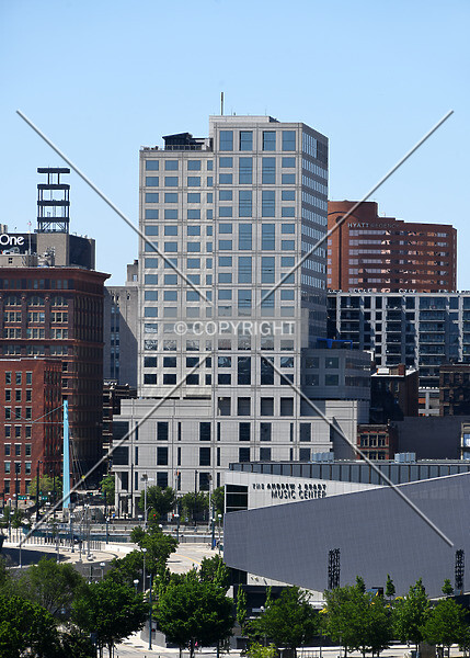 Photo 131-776-510