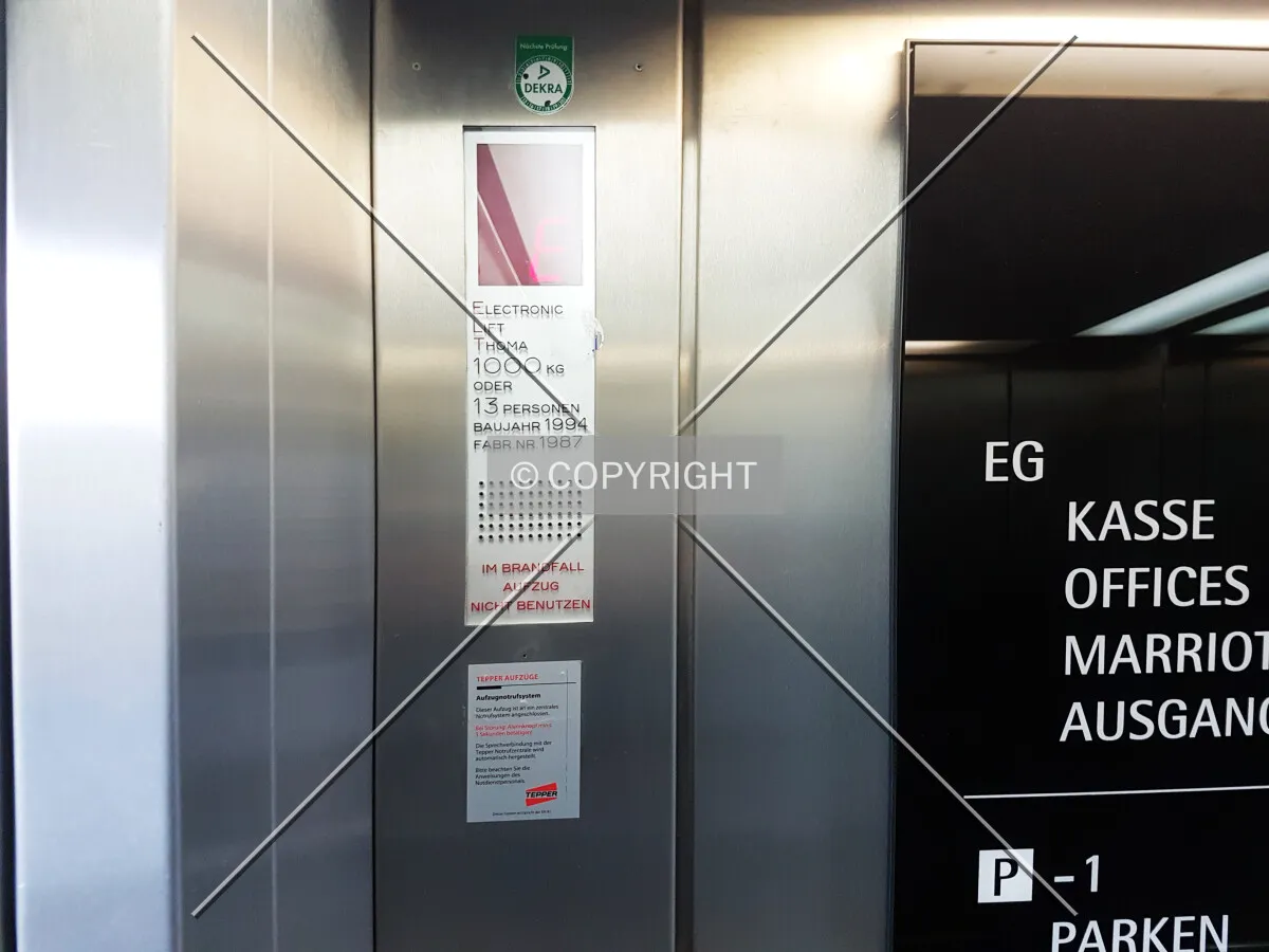 Elevator supplier is ELT, elevator maintenance done by Tepper Aufzüge