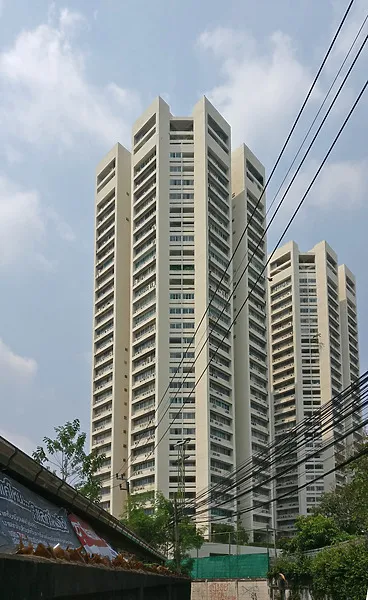 Photo 132-303-987