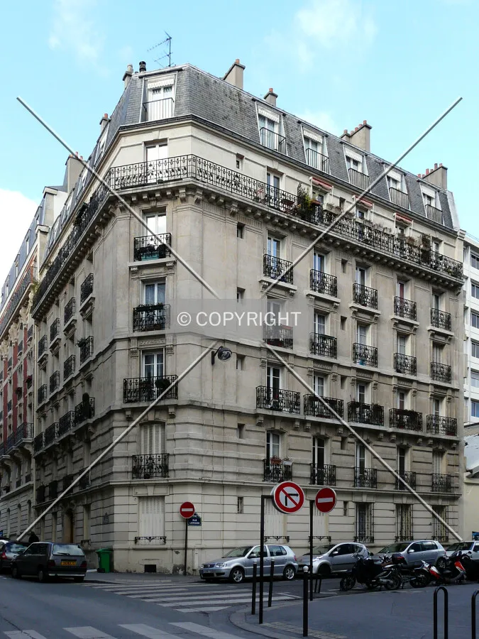 South view from Rue du Dessous des Berges